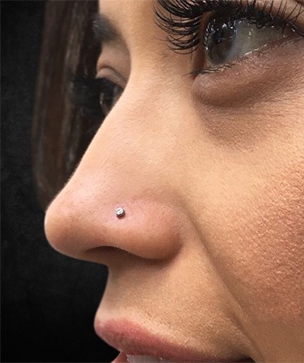Piercing nostril (Fosas nasales)