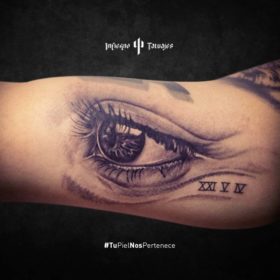 tatuaje de ojo, tatuajes en el antebrazo, ejemplos tatuajes de tinta negra, mi primer tatuaje, infierno tatuajes