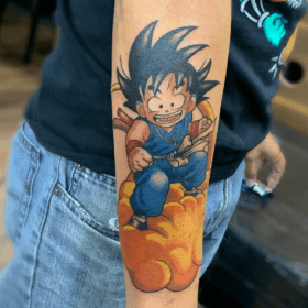 tatuaje goku chris infierno tatuajes