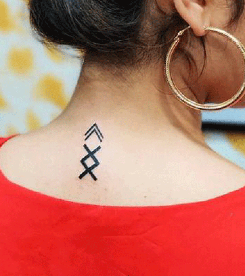 tatuaje de runas