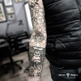 tatuaje de mandala en antebrazo, mejores tatuadores cdmx, mejor estudio de tattoos df, infierno tatuajes, idea de tatuaje para mujer