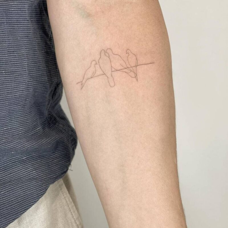 tatuaje de silueta de aves