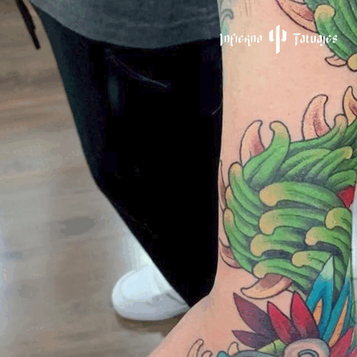 tatuaje-de-quetzalcoalt-infierno-tatuajes