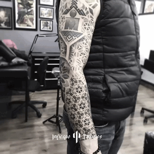 tatuajes de brujula infierno tatuajes