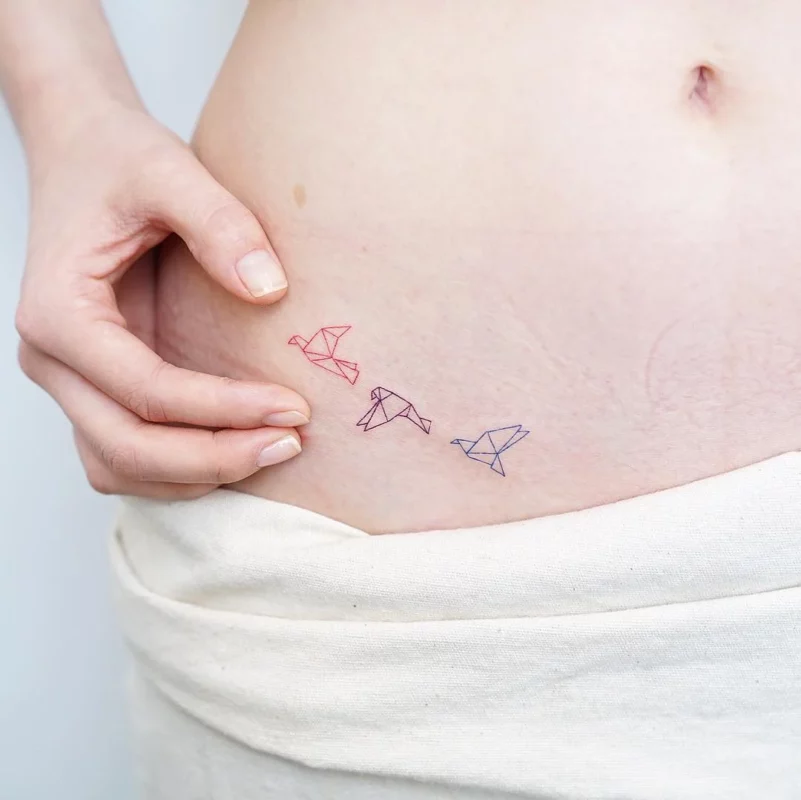 Tatuaje de pájaros Geométricos Infierno Tatuajes